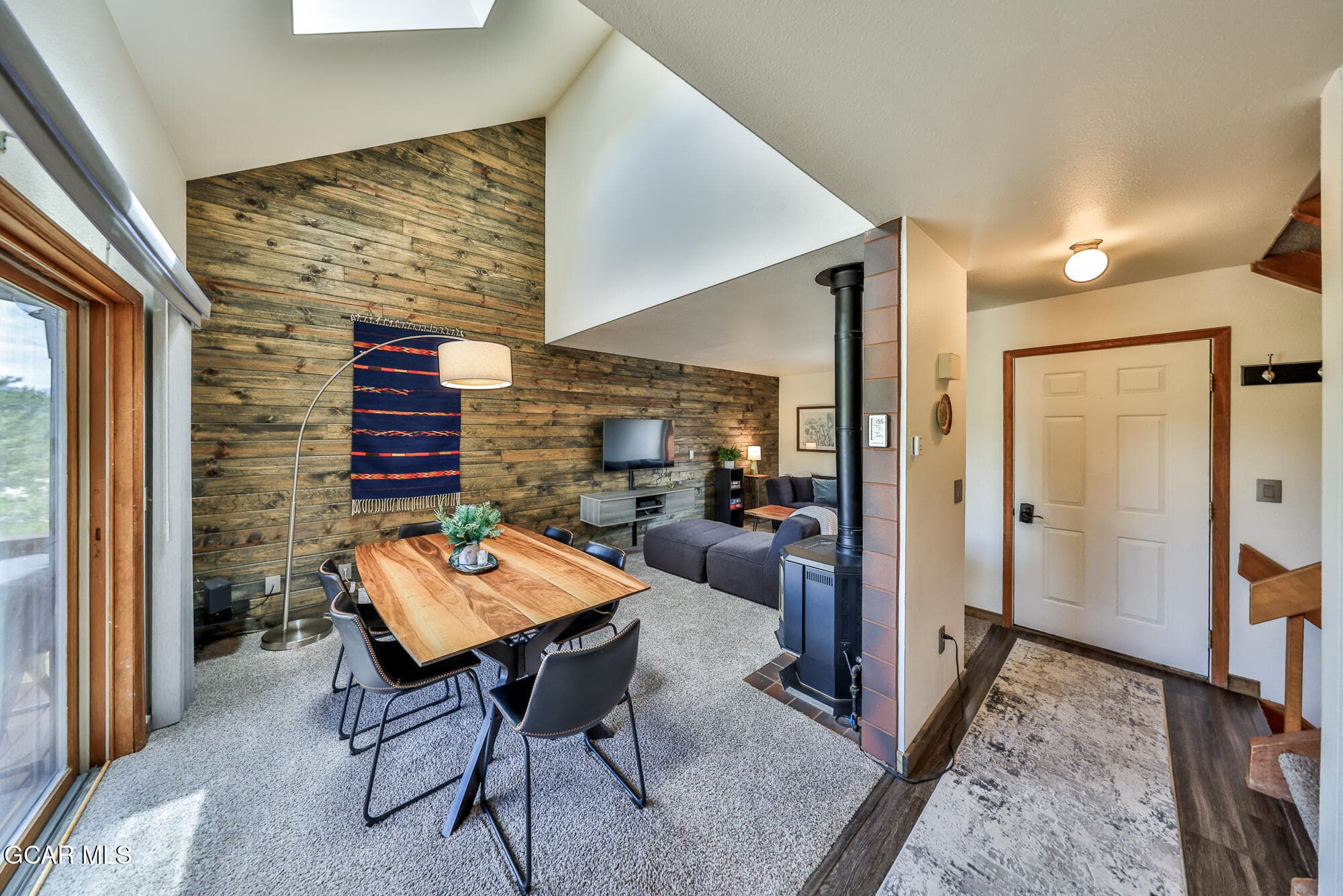 Dining Area 2