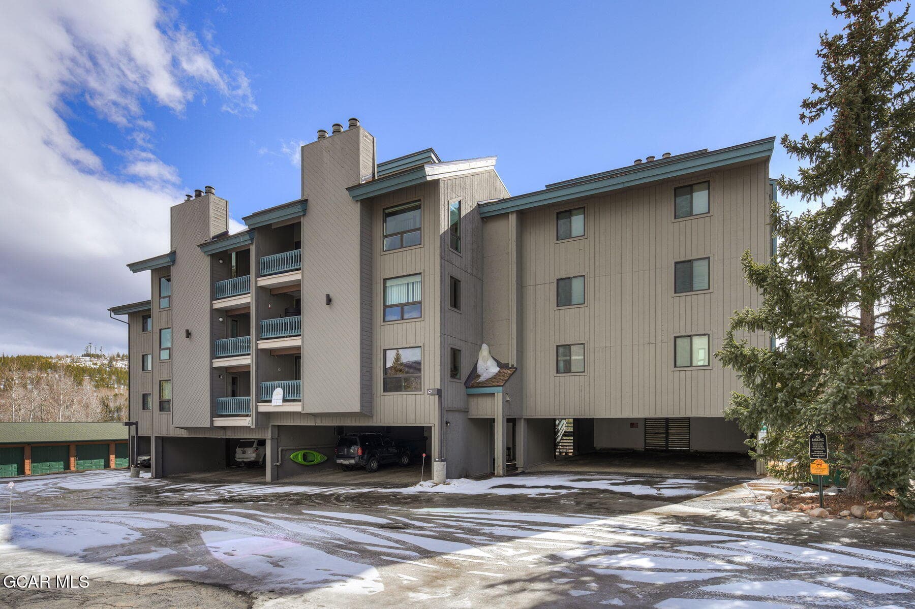 26-web-or-mls-101_ryanGulchCt_a303_026