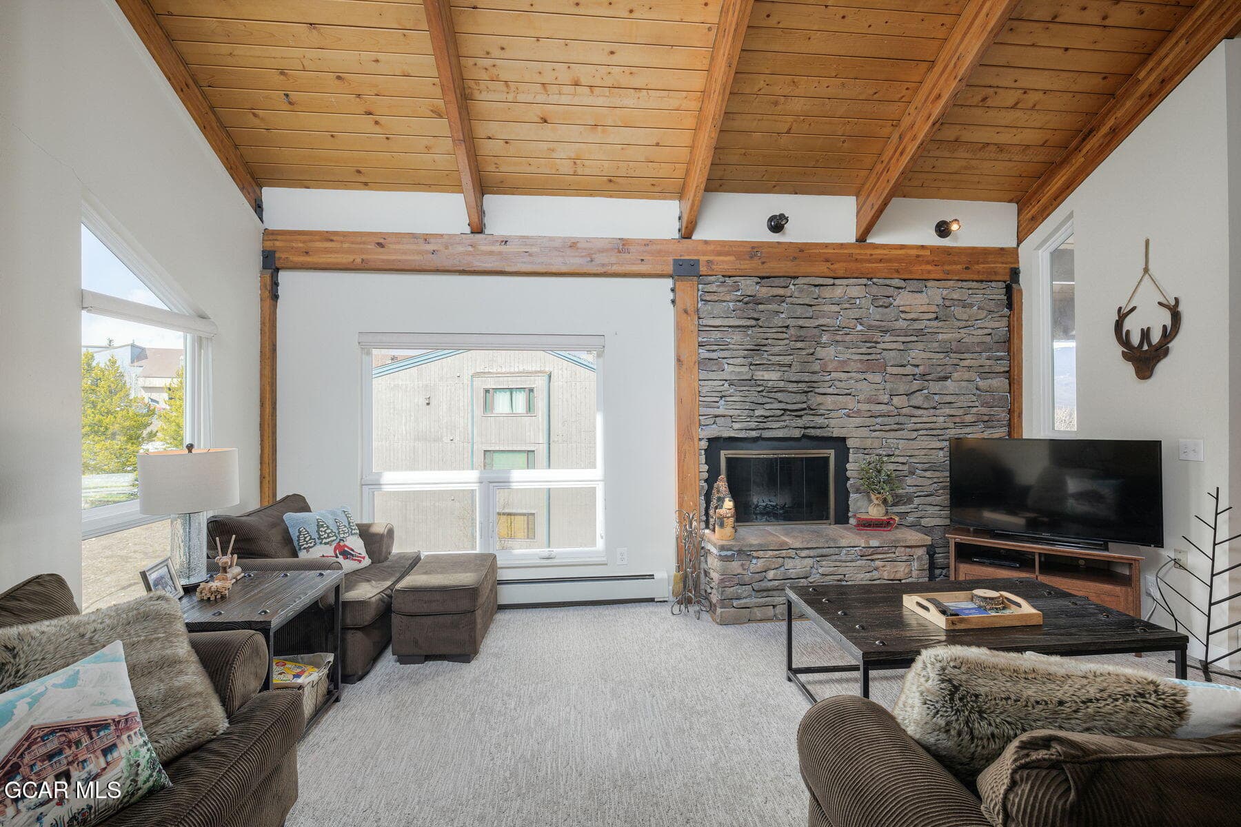 4-web-or-mls-101_ryanGulchCt_a303_004