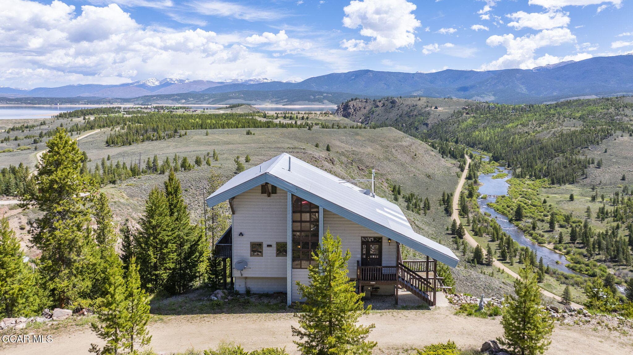 41-web-or-mls-Peaks Aerial-2