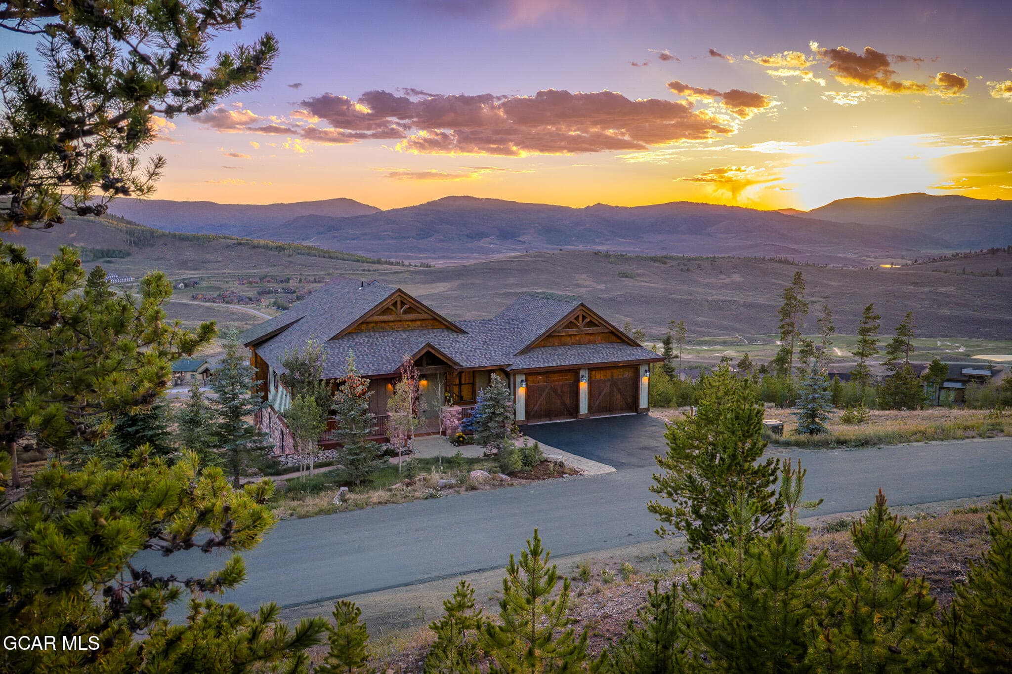 605 Pawnee Lane