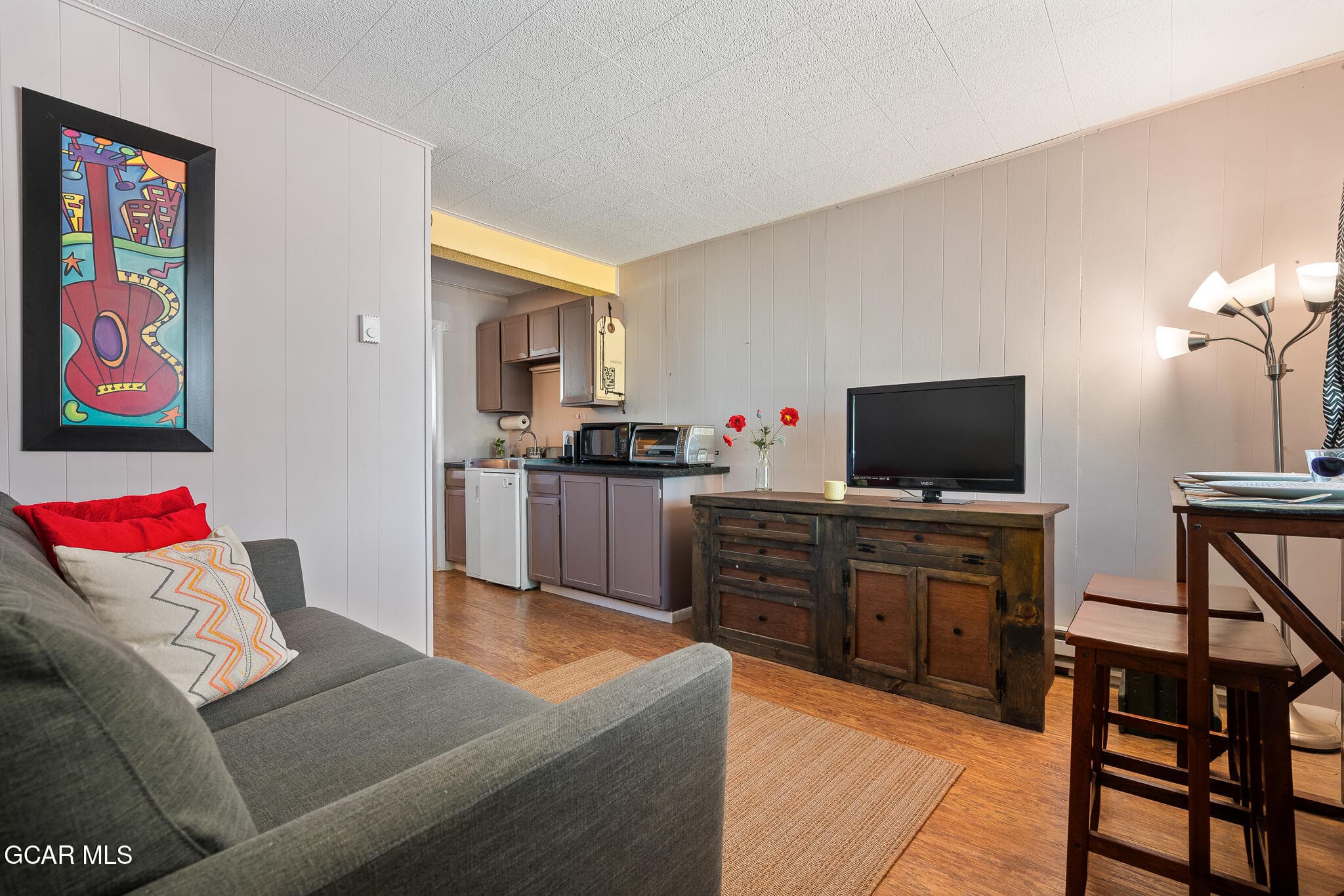 Great Central Location!